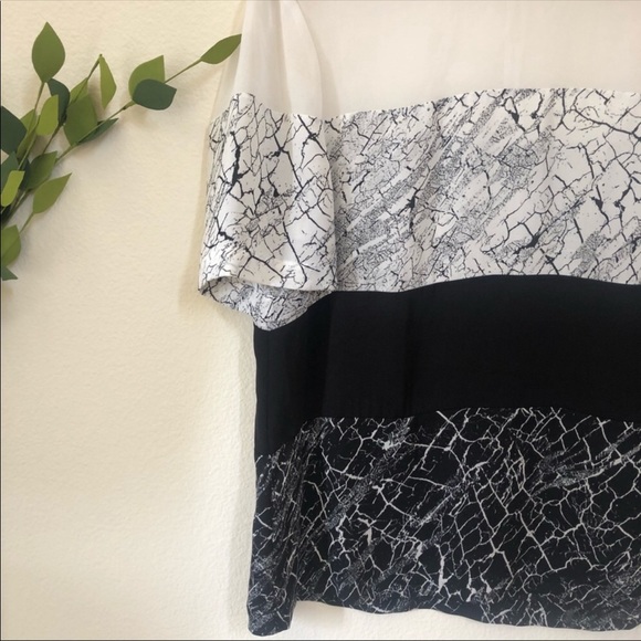 BCBG Maxaxaria Caleste Marble black and white top - Picture 3 of 5